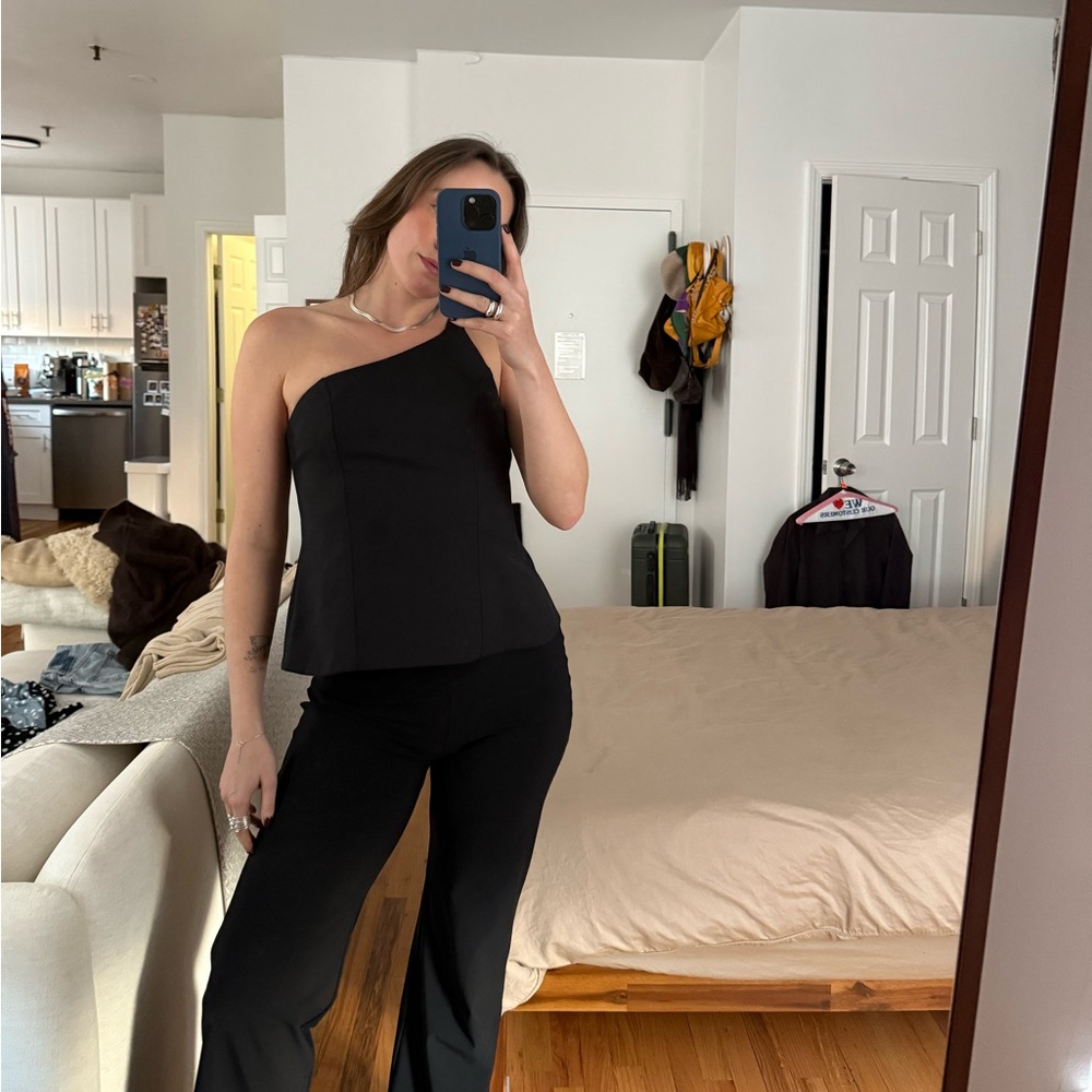 Kookai Black One-Shoulder Structured Top